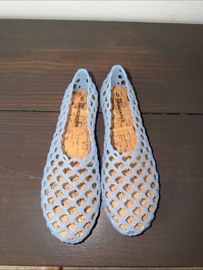 No Boundaries Women's Sky Blue Cutout Slip-On Flats